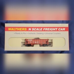 Walthers N Scale Norfolk Southern  Ballast Hopper
